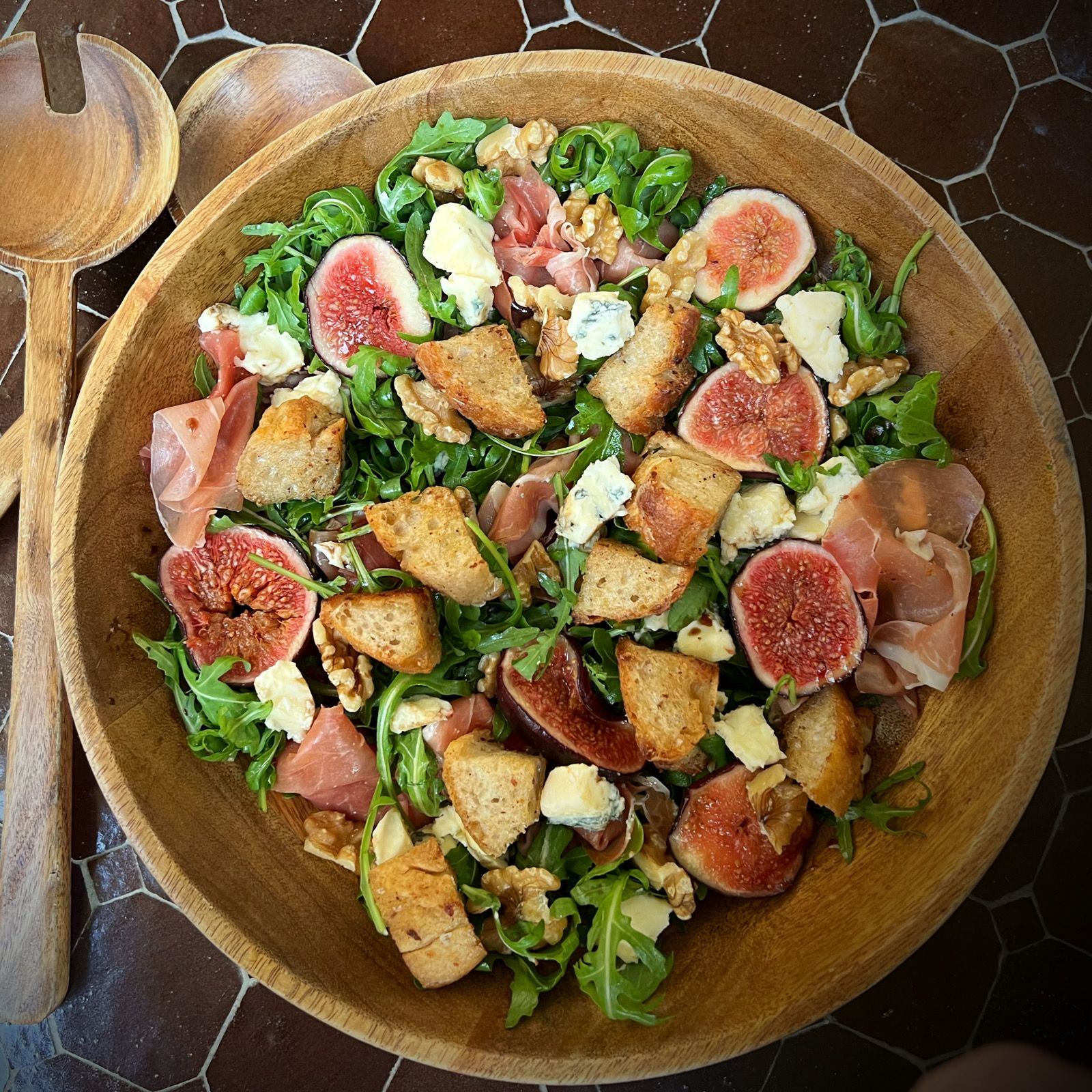 Äntligen Helg med Suzanne Ribbing: Säsongen godaste sallad 