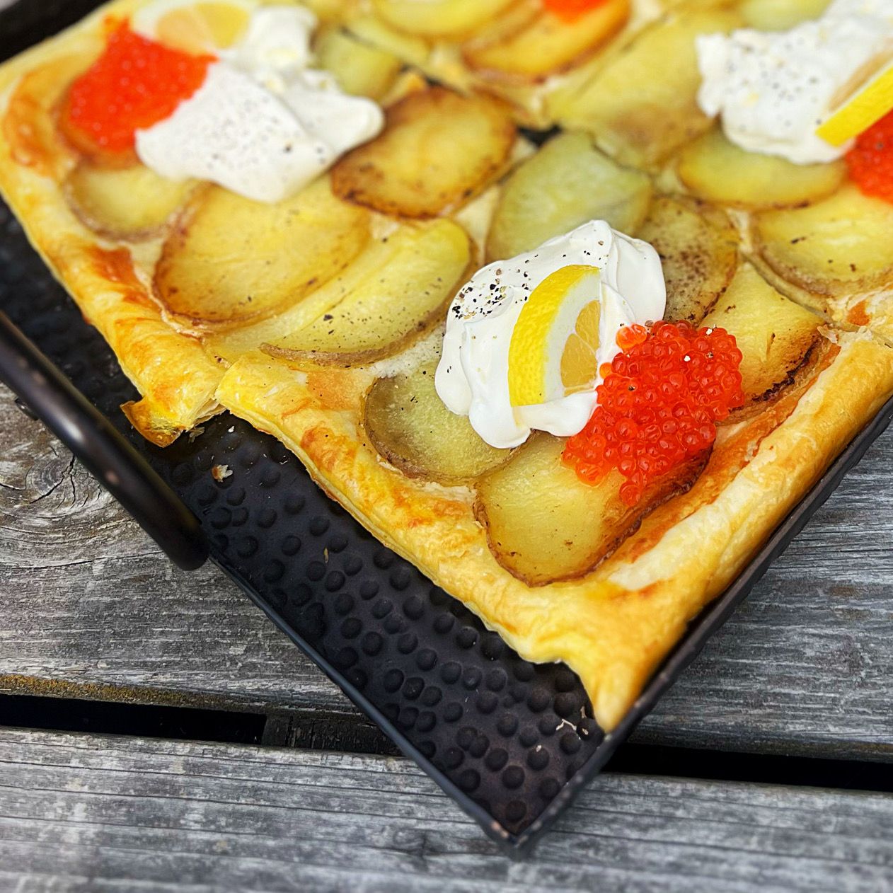 Äntligen Helg med Suzanne Ribbing: favorit till kräftskivan!