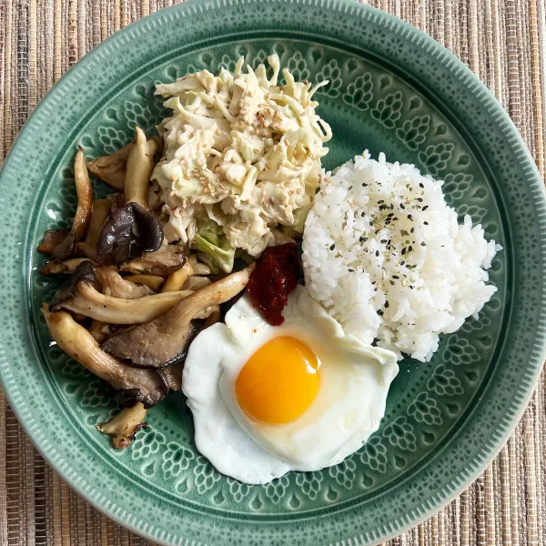 Äntligen Helg med Suzanne Ribbing: Bibimbap på vegetariskt vis