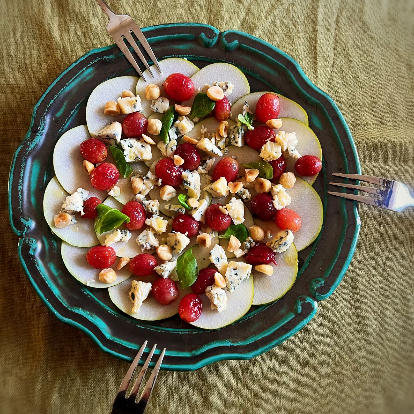 Äntligen Helg med Suzanne Ribbing: Päroncarpaccio