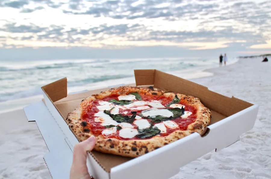 Enklaste picknicken - pizza & vin!