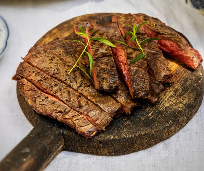 Äntligen Helg med Suzanne Ribbing: Perfekt grillad flankstek