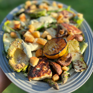 Äntligen Helg med Suzanne Ribbing: grillad sallad?