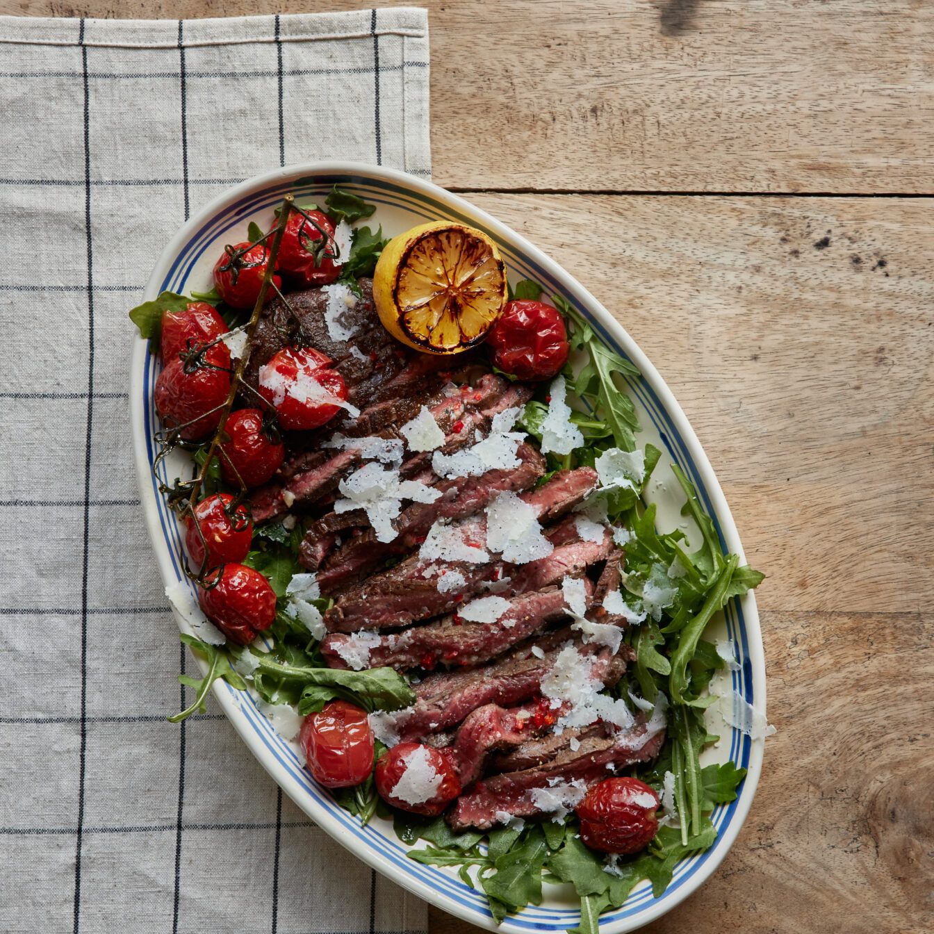 Tagliata med rostad vitlöks- och sardellsmör