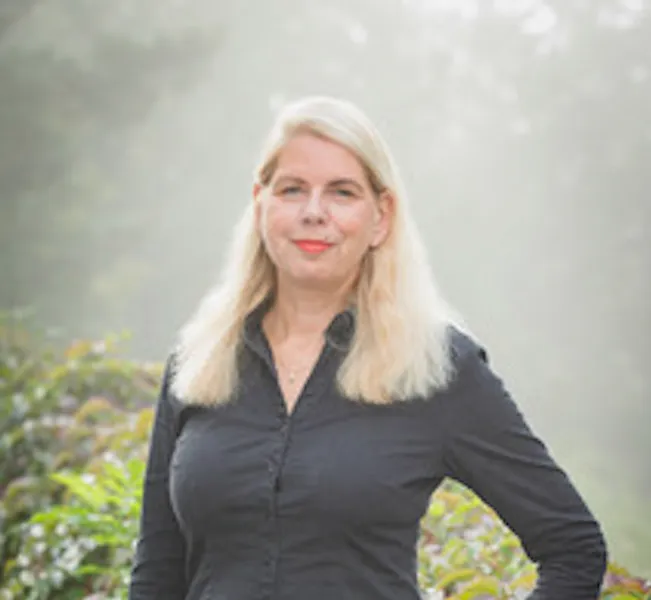 Vi snurrar flaskan med en expert på vinresor - Sandra Piksis