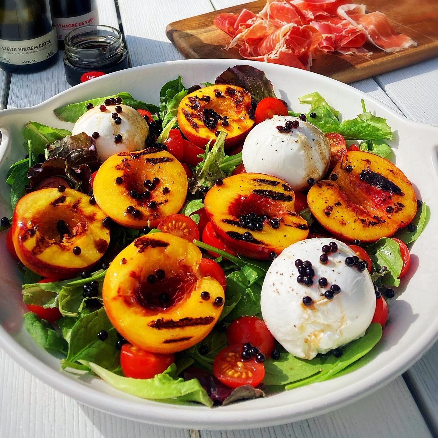 Äntligen Helg med Suzanne Ribbing: Lyxig sommarsallad 