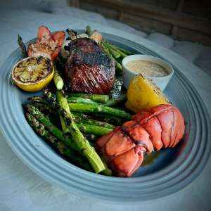 Äntligen Helg med Suzanne Ribbing: Surf and turf på grillen