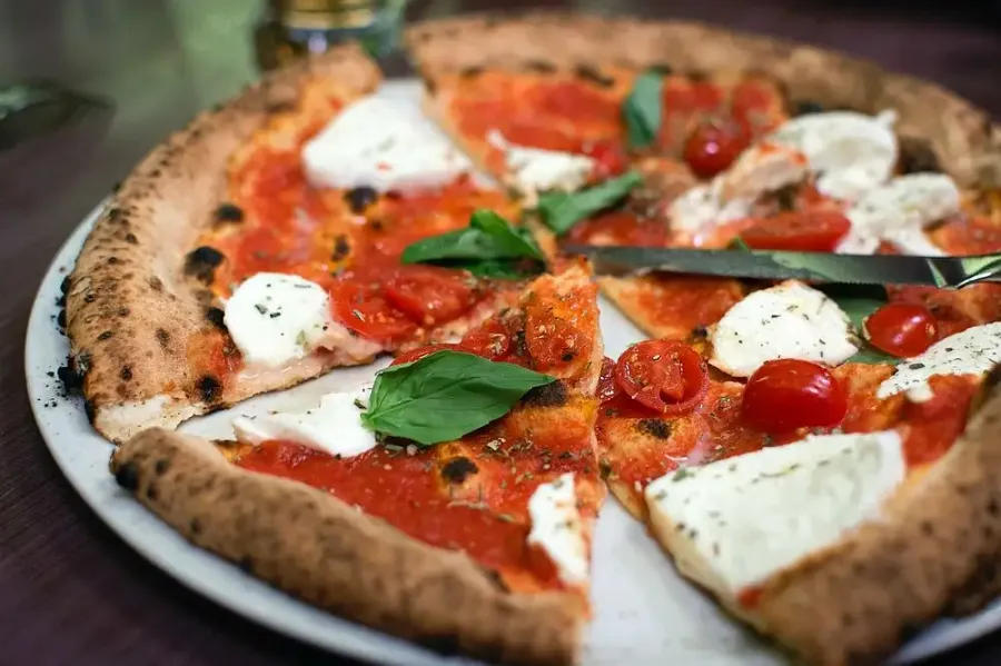 Älskade Pizza, Pasta & Antipasti - och italienska viner därtill!